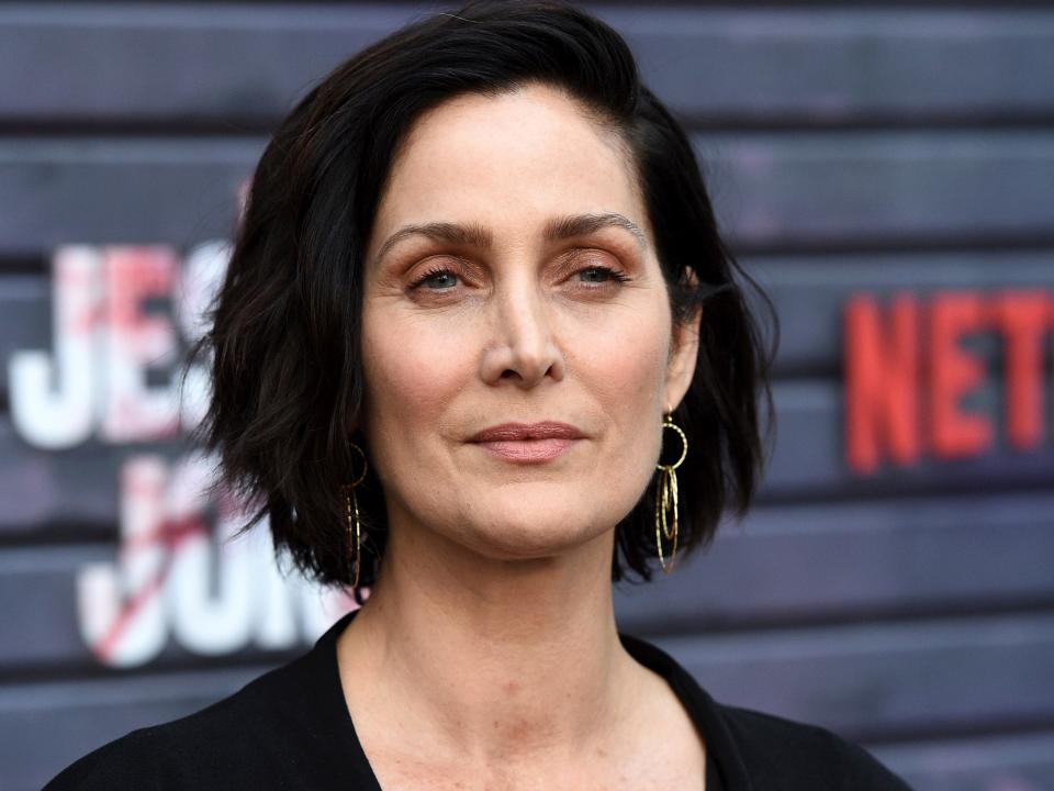 carrie anne moss