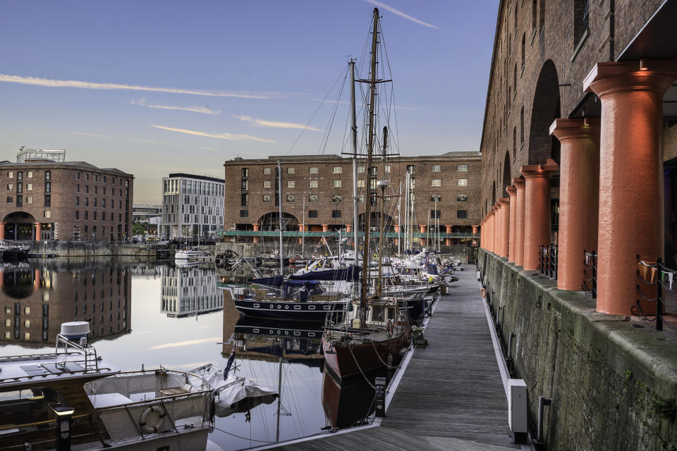 <p>La UNESCO decidió retirar de su lista de Patrimonio Mundial al puerto de Liverpool tras una ajustada votación al considerar que el desarrollo urbanístico en la zona supone “una pérdida de cualidades irreversible”. (Foto: Getty Images).</p> 