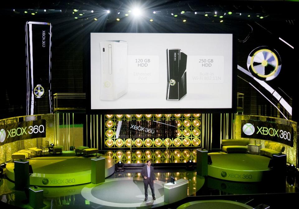 microsoft holds press briefing on new xbox 360 ahead of e3 expo