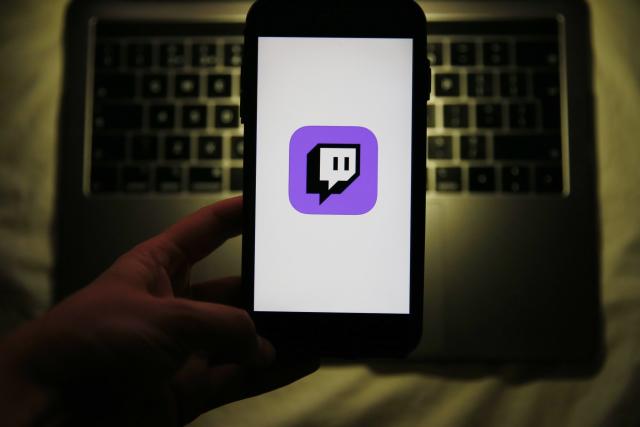 Top Twitch streamers call on company to fix a hack that lets users
