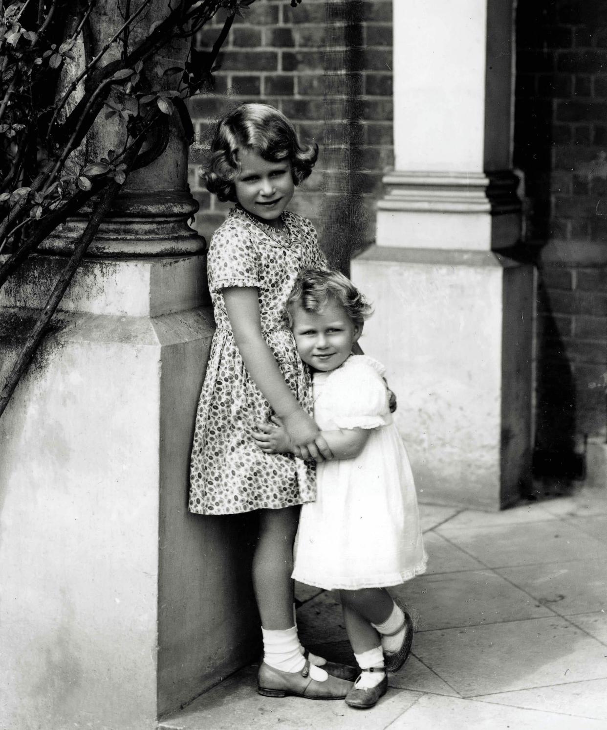 princess elizabeth princess margaret 1932