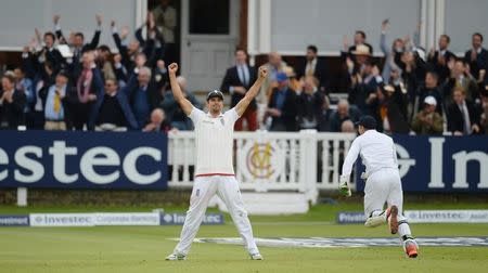 Cricket - England v New Zealand - Investec Test Series First Test - Lord's - 25/5/15 England's Alastair Cook celebrates after winning the first test Action Images via Reuters / Philip Brown Livepic