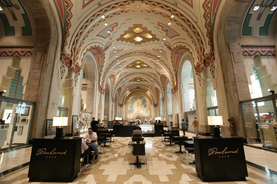 The banking hall of the Guardian Building in Detroit on Tuesday, Aug. 25, 2009.