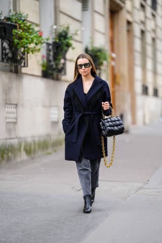 How To Dress Like A French Woman — Naina Singla, Fashion Stylist and Style  Expert