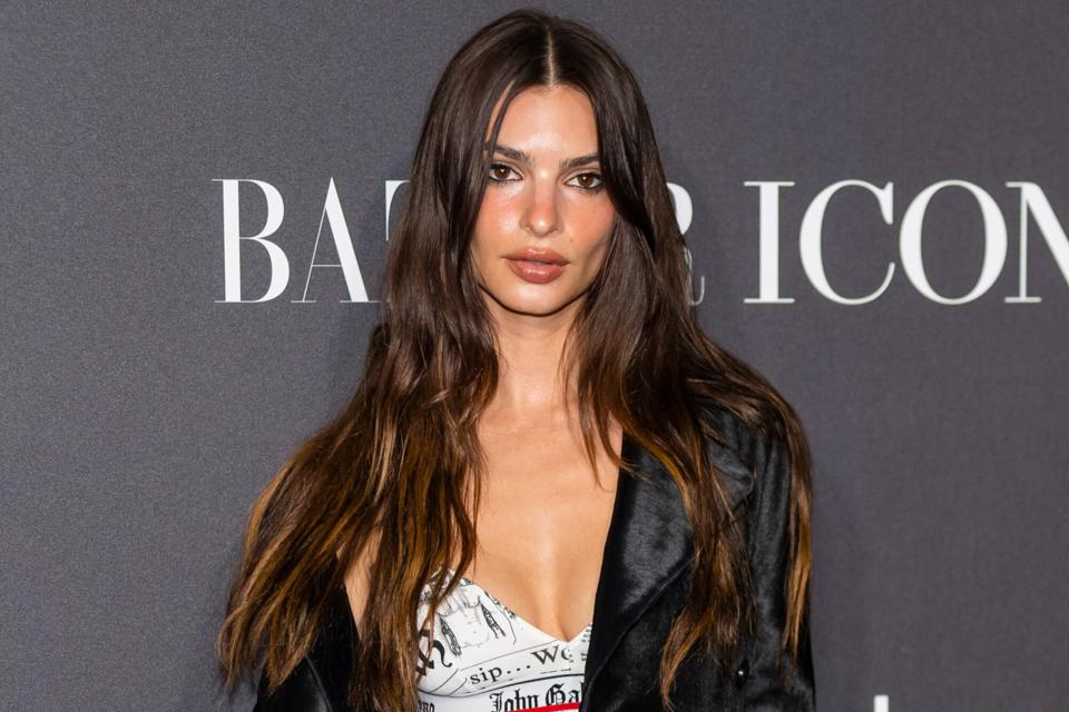 Emily Ratajkowski