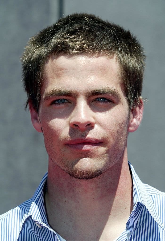 a young Chris Pine