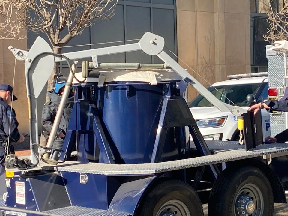 A bomb disposal trailer deployed to downtown Oakland on 19 January 2022 (Oakland Police Department via Twitter)