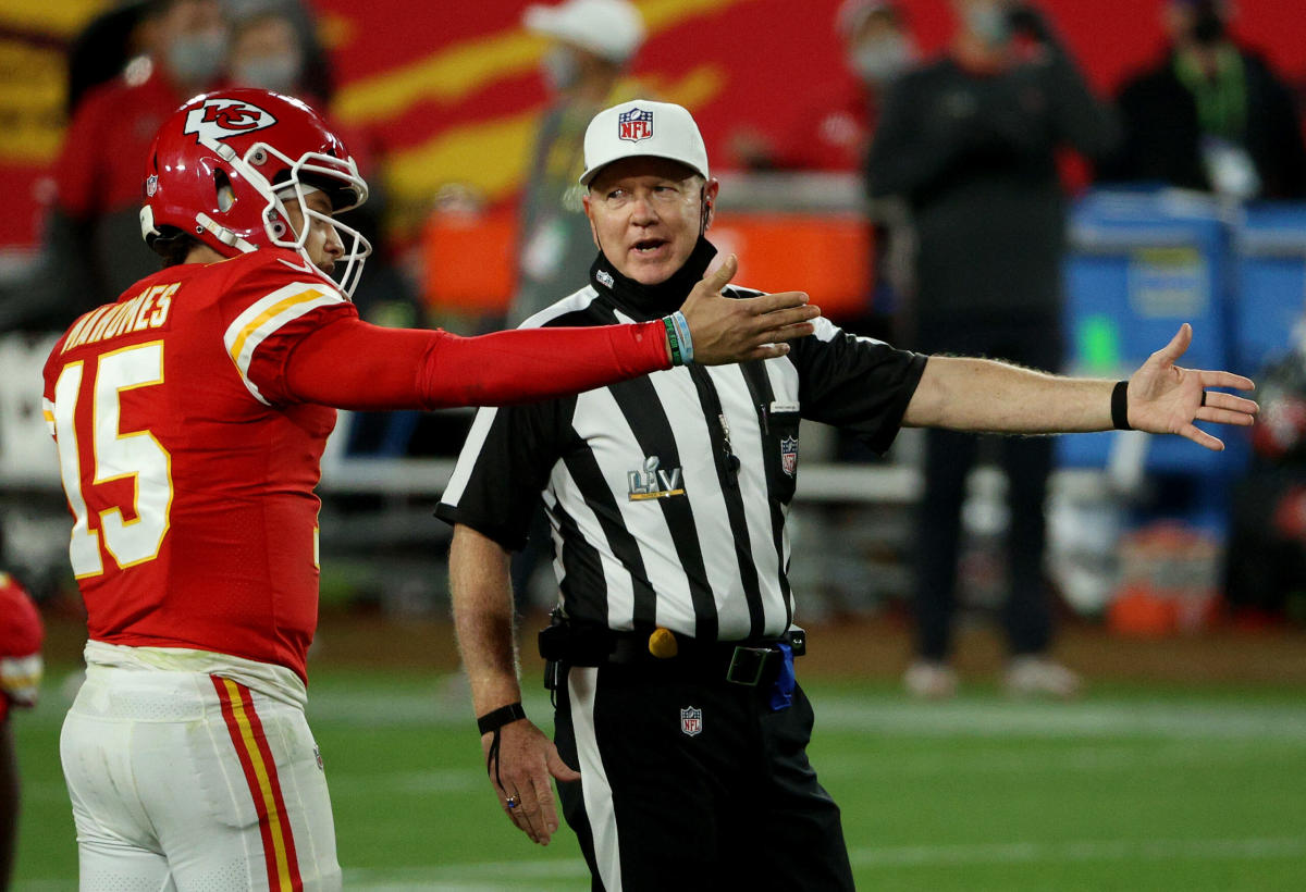 Mahomes stands behind Chiefs WR Toney after costly penalty