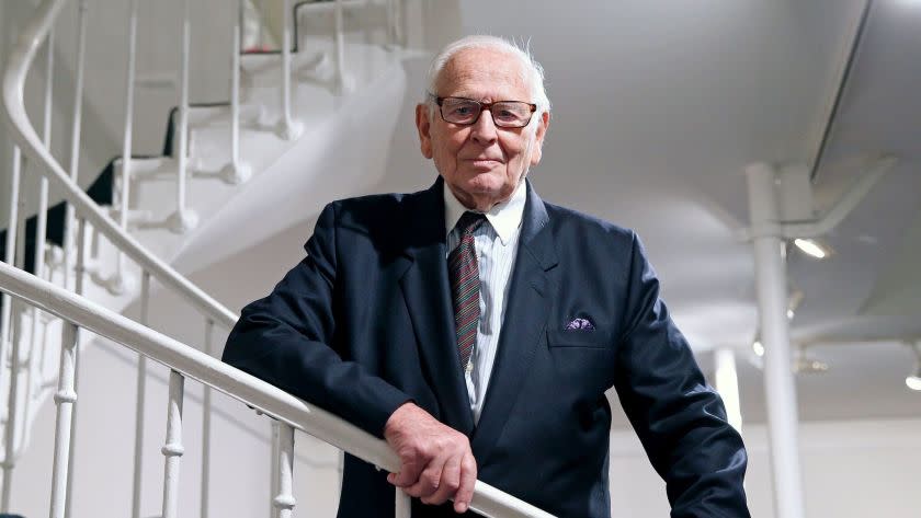 epa06050487 (FILE) - French designer Pierre Cardin poses for photographs during the inauguration of the Pierre Cardin Museum and the opening exhibition 'Passe Present Futur' (lit: Past Present Future) in Paris, France, 13 November 2014 (reissued 25 June 2017). Pierre Cardin turns 95 on 02 July 2017. EPA/YOAN VALAT ** Usable by LA, CT and MoD ONLY **