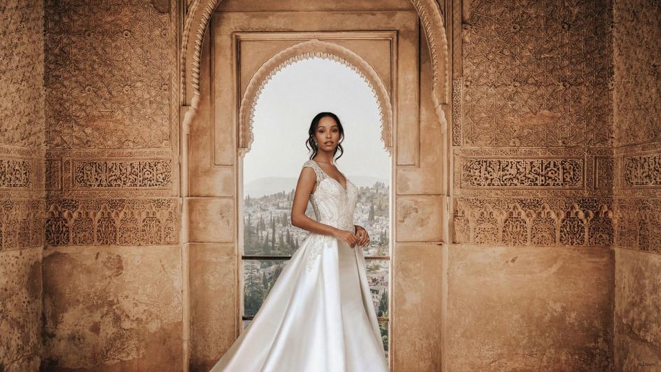 (Bild: Allure Bridal)