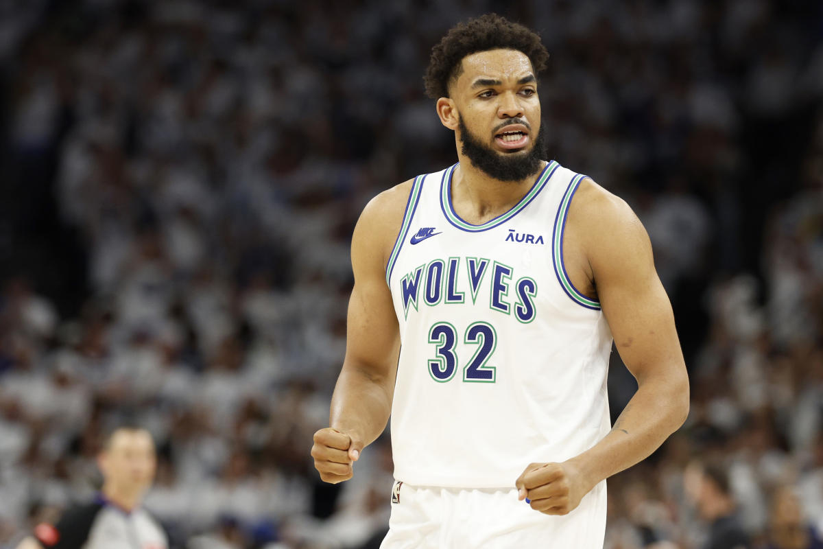 Knicks reportedly trade for Timberwolves star Karl-Anthony Towns