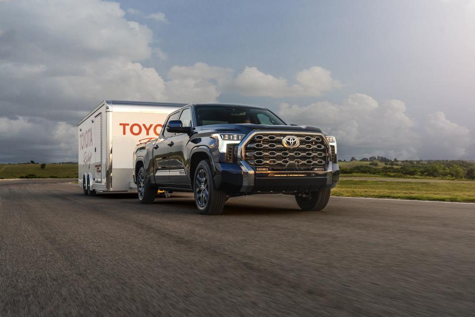 <p>Toyota has finally revealed its newly refreshed Tundra pickup for 2022. Aside from the looks, the biggest change comes under the hood. Gone is the naturally aspirated V-8 in the previous model, replaced by a twin-turbo V-6 as standard. There's also independent suspension all around and an available hybrid powertrain with 583 lb-ft of torque on tap.</p><p><a class="link " href="https://www.roadandtrack.com/news/a37635993/2022-toyota-tundra-info-pictures-specs-msrp/" rel="nofollow noopener" target="_blank" data-ylk="slk:Read the full story right here;elm:context_link;itc:0;sec:content-canvas">Read the full story right here</a></p>