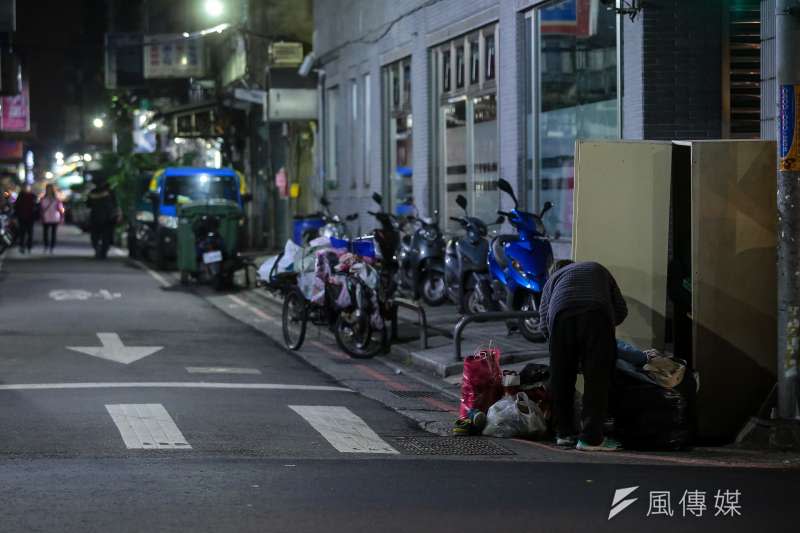 20171227-新北市街友遊民專題配圖，三重區街友遊民。（顏麟宇攝）