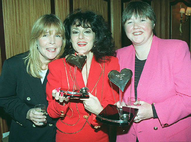 lesley-joseph-with-linda-and-pauline