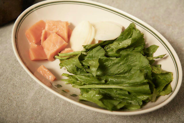 增肌減脂料理：鮭魚馬鈴薯菠菜烘蛋