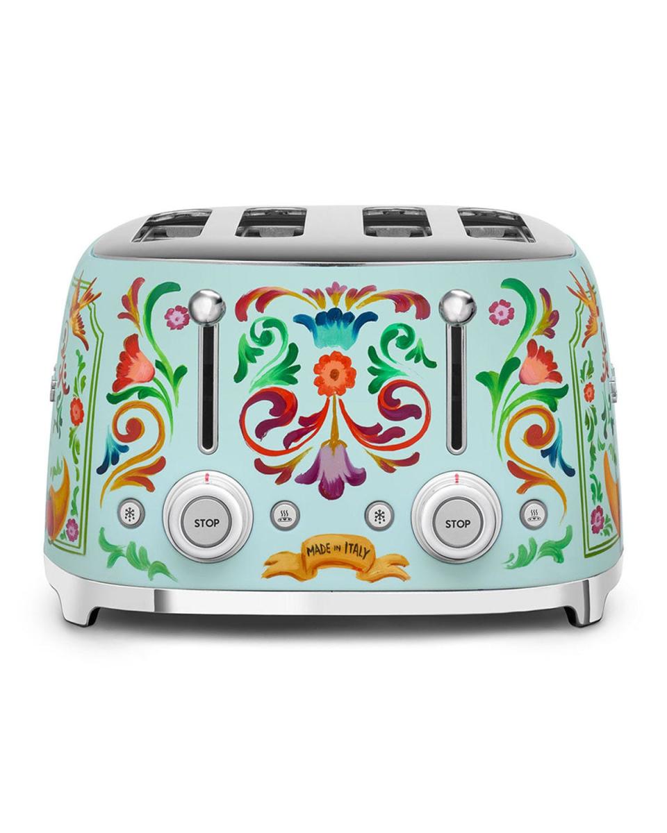 10) Dolce & Gabbana x SMEG 4-Slot Toaster