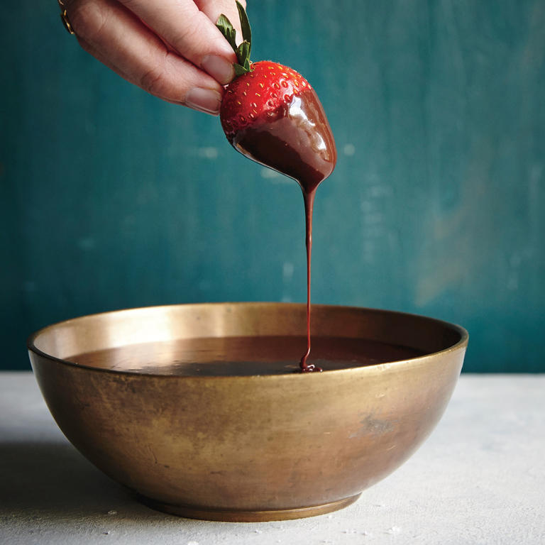 Easy Chocolate-Bourbon Fondue