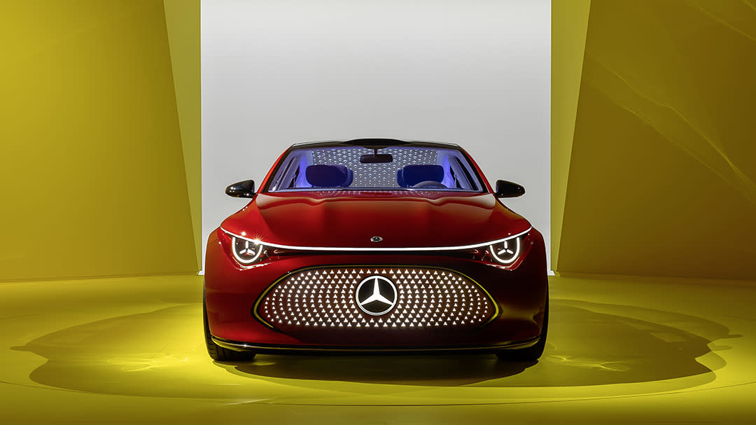  Mercedes-Benz presents the new Concept CLA Class 