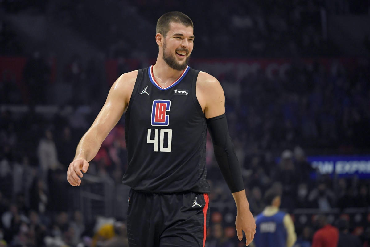 Clippers C Ivica Zubac agrees to 3-12 months, $33 million extension