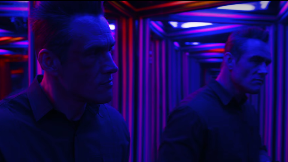 The funhouse mirror rooms sequence in 'Stranger Things' (Photo: Netflix)