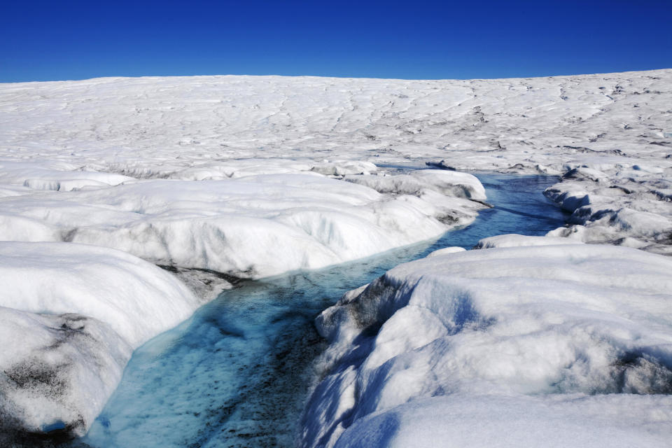 The Greenland Ice Sheet could cause Atlantic Ocean currents to shut down. - Copyright: picture alliance / Global Warming Images | Ashley Cooper