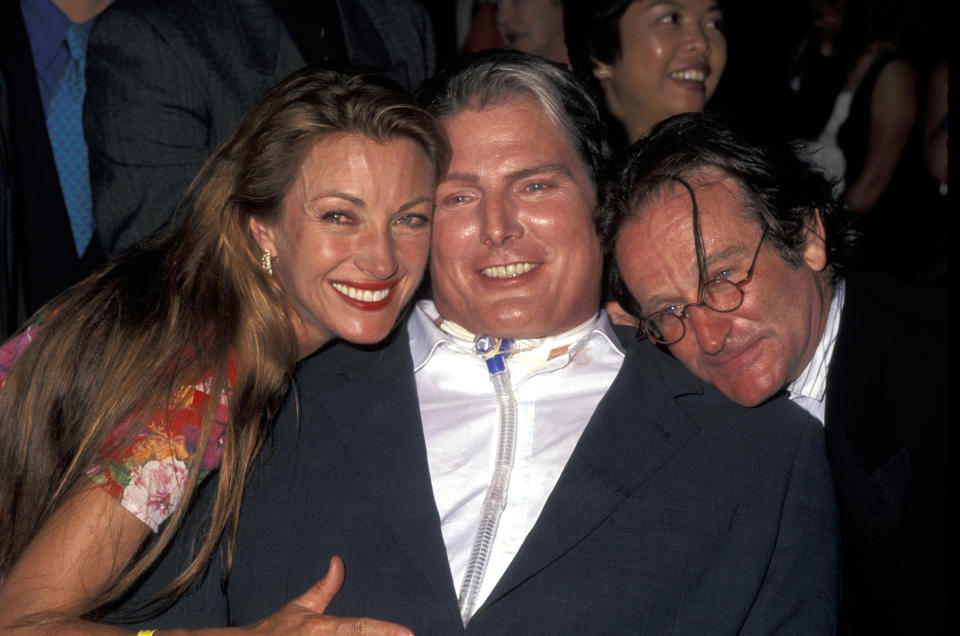 Jane Seymour, Christopher Reeve y Robin Williams (Foto de Ron Galella/Ron Galella Collection via Getty Images)