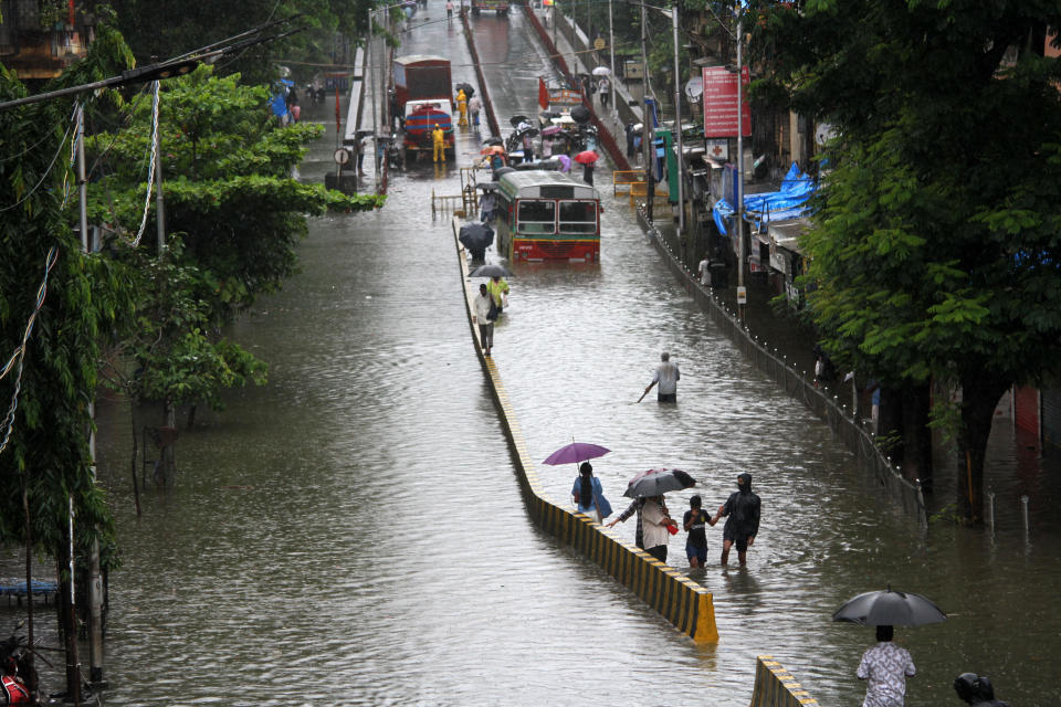 Heavy Rains Lash Mumbai