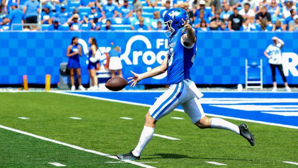 Kentucky punter Wilson Berry (93) averaged 45.8 yards on five kicks last week in UK’s 17-14 loss at South Carolina.