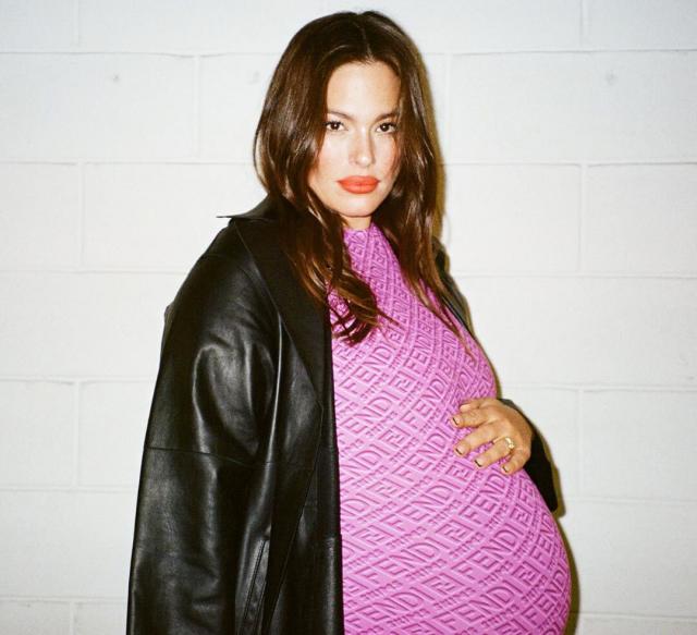 Pregnant Ashley Graham Turns Kim Kardashian's Sold-Out SKIMS x Fendi Piece  into Maternity Wear - Yahoo Sports