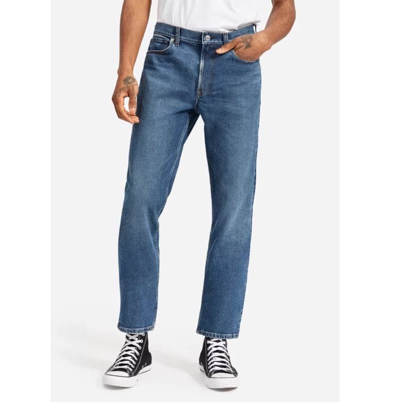 <p><a href="https://go.redirectingat.com?id=74968X1596630&url=https%3A%2F%2Fwww.everlane.com%2Fproducts%2Fmens-relaxed-taper-fit-performance-jean-indigo-fade%3Flocale%3DUS%26pid%3D7529-54126%26device%3Dc%26gad_source%3D1%26gclid%3DCj0KCQjwiYOxBhC5ARIsAIvdH53WCAJTi6CmJeAnyt2DvxMb6zBDWEkhWZZTdUJR_MJKzoU1Dsy9VBYaAgVpEALw_wcB&sref=https%3A%2F%2Fwww.esquire.com%2Fstyle%2Fmens-fashion%2Fa60539861%2Ffour-lads-in-skinny-jeans-baggy-pants%2F" rel="nofollow noopener" target="_blank" data-ylk="slk:Shop Now;elm:context_link;itc:0;sec:content-canvas" class="link ">Shop Now</a></p><p>Relaxed 4-Way Stretch Organic Jeans</p><p>everlane.com</p><p>$98.00</p>