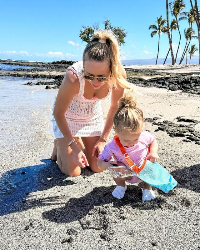 IN PHOTOS: Patrick Mahomes, wife Brittany Matthews and daughter Sterling  enjoy relaxing day on beach