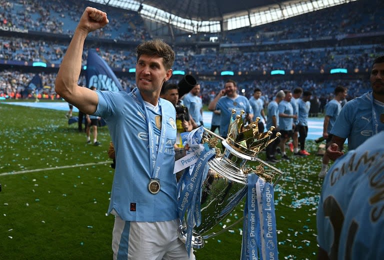 El festejo de Manchester City, primer tetracampeón de la historia de la Premier League