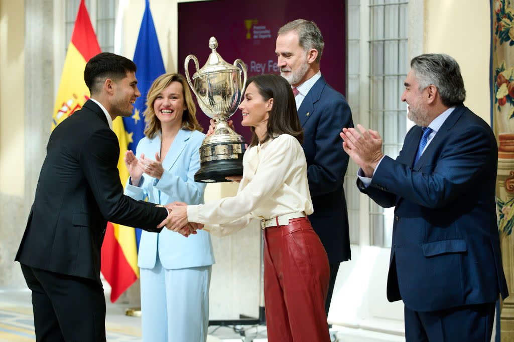 spanish royals deliver the 2022 national sports awards