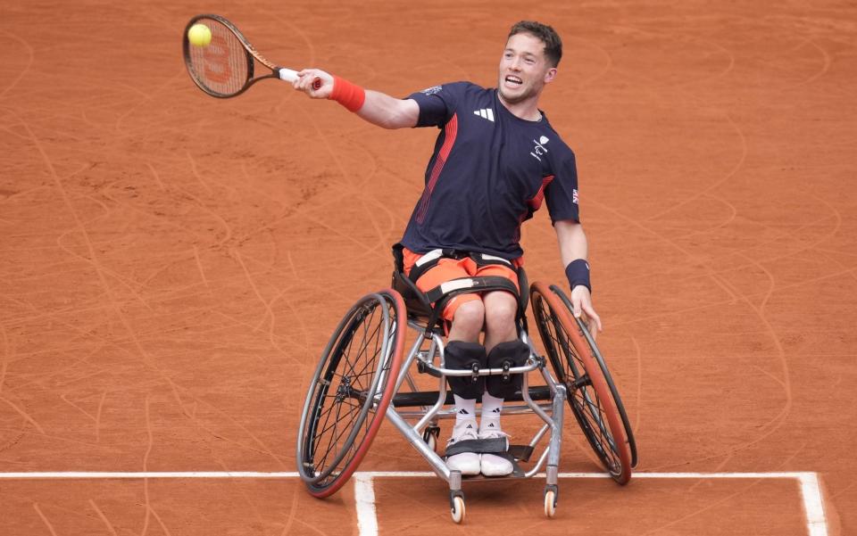 Alfie Hewett in action