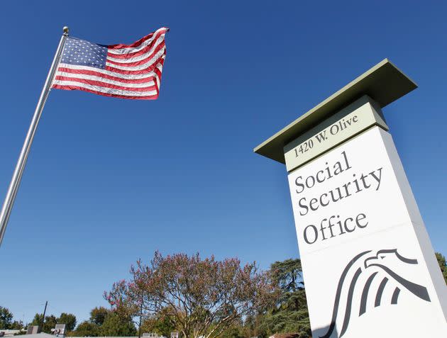 The number of applications for disability insurance fell from 2 million before the pandemic to 1.8 million in 2020, while benefit awards tumbled 10% that year and 11% in 2021.  (Photo: Fred Prouser via Reuters)