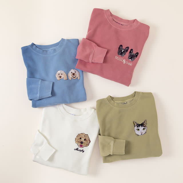 <p><a href="https://go.redirectingat.com?id=74968X1596630&url=https%3A%2F%2Fwww.uncommongoods.com%2Fproduct%2Fcustom-pet-embroidered-sweatshirt&sref=https%3A%2F%2Fwww.womansday.com%2Frelationships%2Ffamily-friends%2Fg29480271%2Fgifts-for-cat-lovers%2F" rel="nofollow noopener" target="_blank" data-ylk="slk:Shop Now;elm:context_link;itc:0;sec:content-canvas" class="link ">Shop Now</a></p><p>Custom Pet Embroidered Sweatshirt</p><p>uncommongoods.com</p><p>$140.00</p>