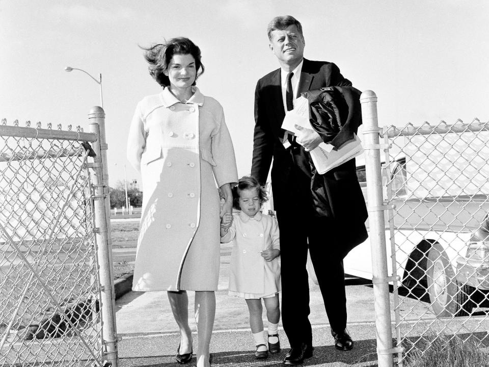 President John F. Kennedy, his wife Jackie and their daughter Caroline in 1960.