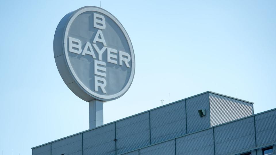 Der Pharma- und Chemiekonzern Bayer muss im US-Rechtsstreit um angebliche Krebsrisiken des glyphosathaltigen Unkrautvernichters Roundup einen Rückschlag hinnehmen.