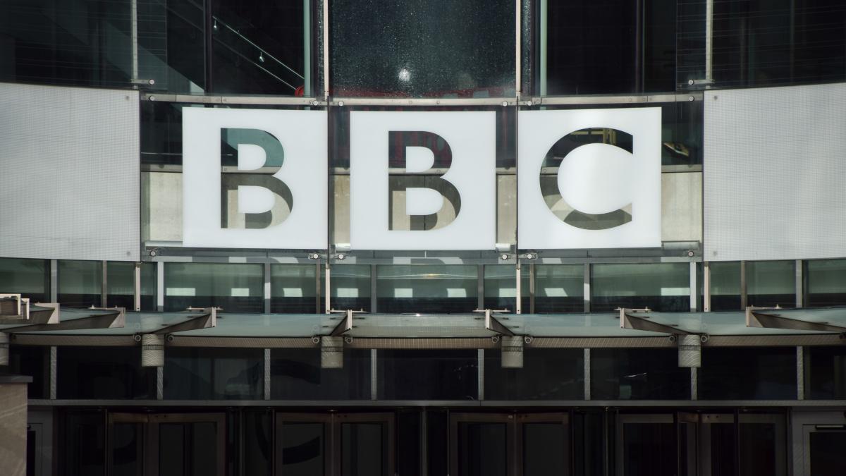 Bbc Taking “very Seriously” Allegations Top Male Presenter Paid Teenager For Sexual Images 