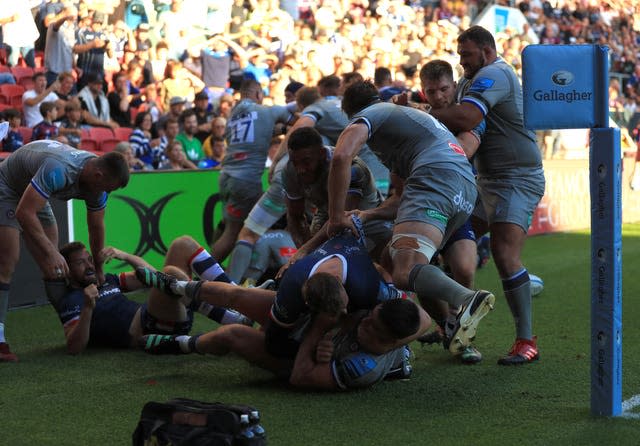 Bristol and Bath players fight after Luke Morahan's try
