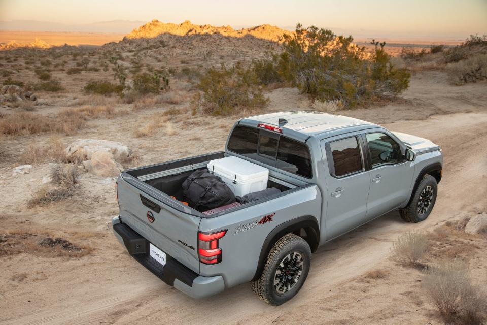 2022 Nissan Frontier._10