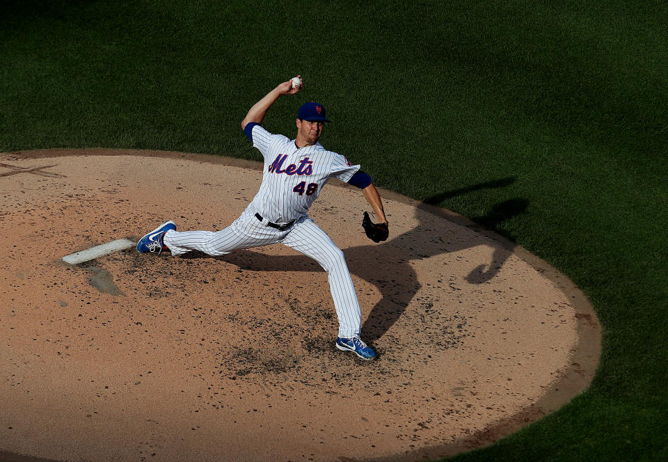 NEW YORK, NEW YORK - AUGUST 05:  Jacob deGrom #48 of the New York Mets pitches against the Miami Marlins during their game at Citi Field on August 05, 2019 in New York City. (Photo by Al Bello/Getty Images)