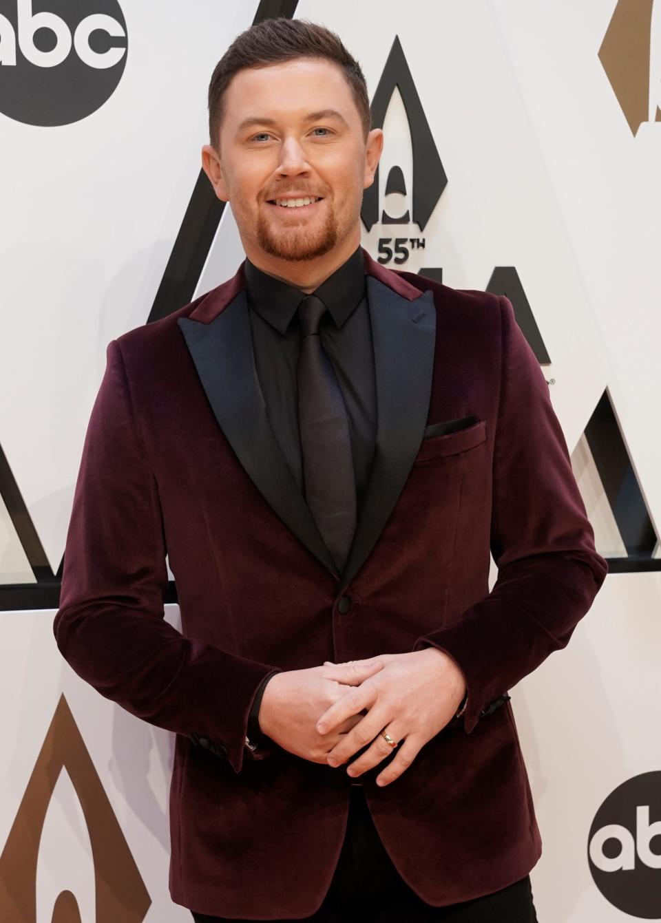 Scotty McCreery, who won “American Idol” in 2011, recorded the song “Five More Minutes,” which inspired a new Hallmark Movies & Mysteries Christmas movie.