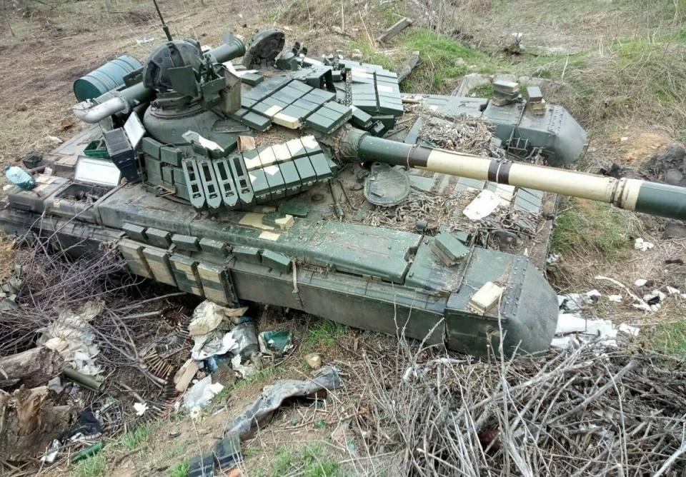 烏克蘭 T-64 坦克。   圖：取自「X」@UAWeapo