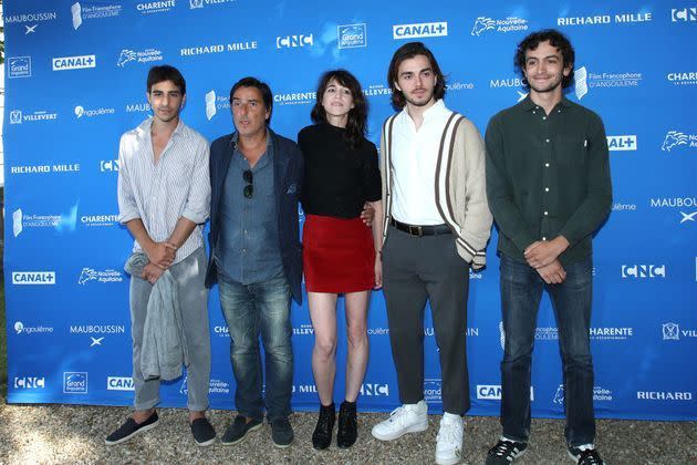 Ben Attal, Yvan Attal, Charlotte Gainsbourg, Panayotis Pascot et Pablo Venzal