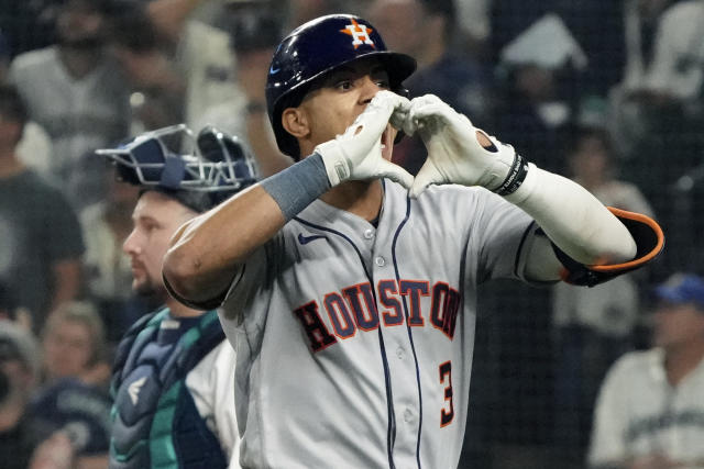 Astros shortstop Jeremy Peña becomes the FIRST position player to