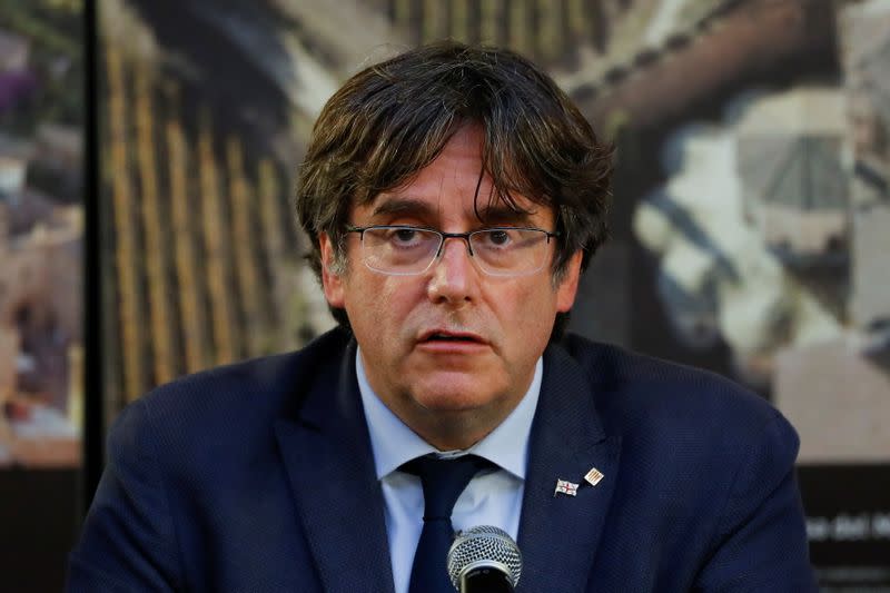 Former Catalan government head Carles Puigdemont visits Alghero