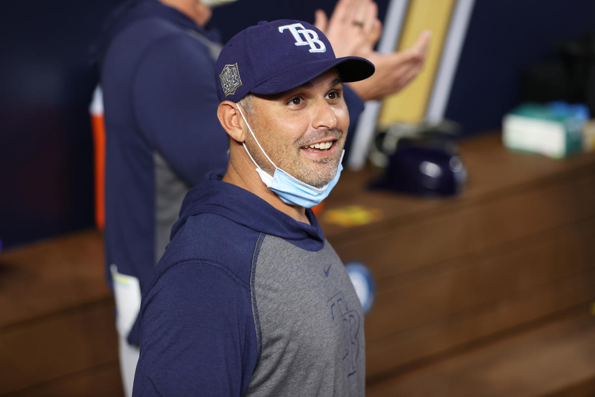 Tampa Bay Rays Manager Joe Maddon leaves the field after the Rays