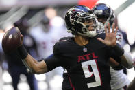 Atlanta Falcons quarterback Desmond Ridder (9) sets back to pass in the first half of an NFL football game against the Houston Texans in Atlanta, Sunday, Oct. 8, 2023. (AP Photo/John Bazemore)