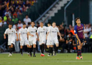 Soccer Football - Copa del Rey - Final - FC Barcelona v Valencia - Estadio Benito Villamarin, Seville, Spain - May 25, 2019 Barcelona's Philippe Coutinho looks dejected after Valencia score their first goal REUTERS/Marcelo del Pozo